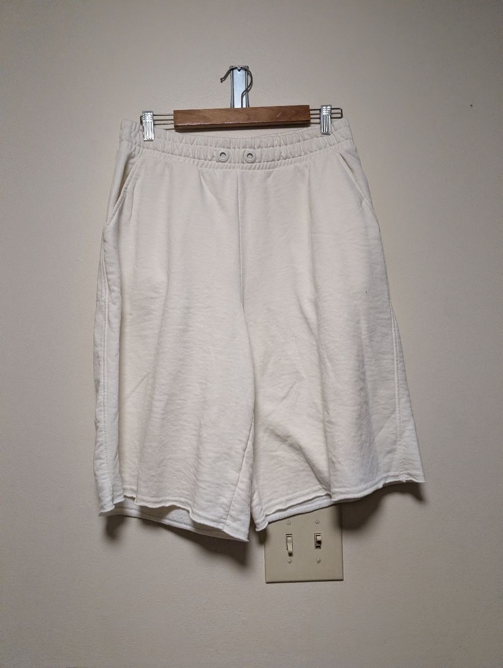 BDTK BodyTalk Sweat Shorts Cream L Men’s Elastic Waist